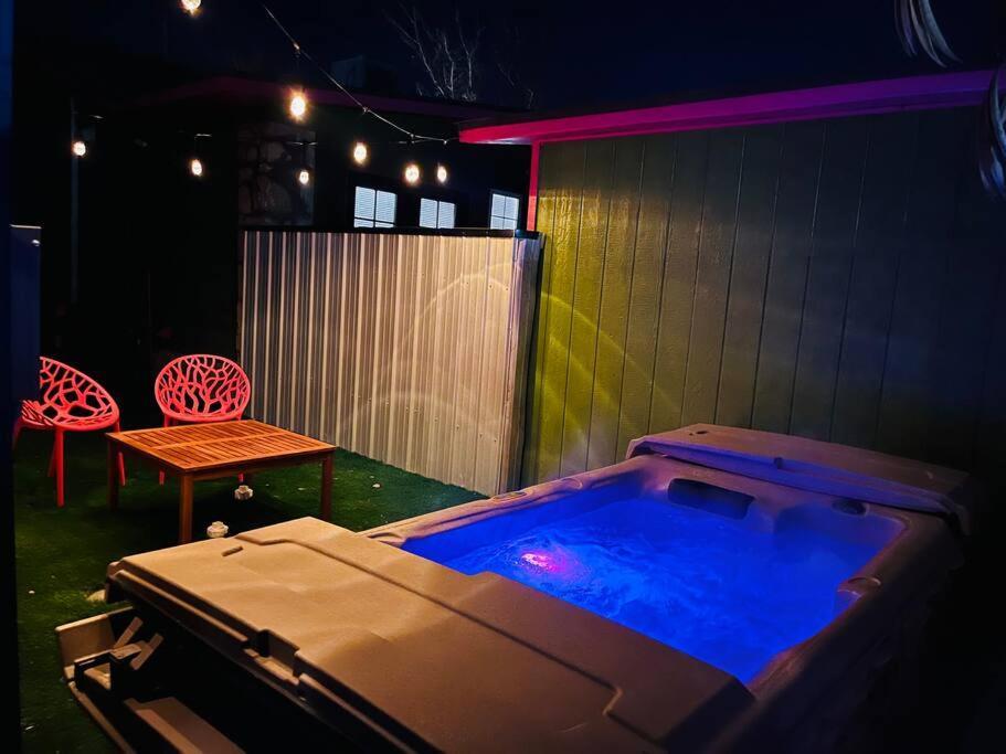 Agave Tiny House At Cactus Flower-Hot Tub-Pet Friendly-No Pet Fees! Albuquerque Exterior photo